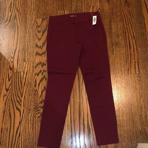 Old navy pants. Size 0. New.
